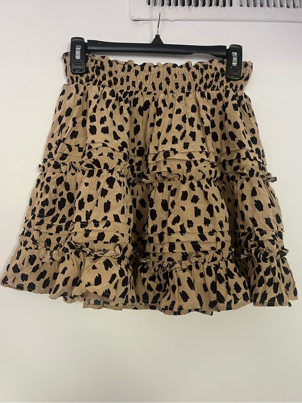 NWT Vineyard Vines Ruffled Leopard Mini Skirt - Size: M